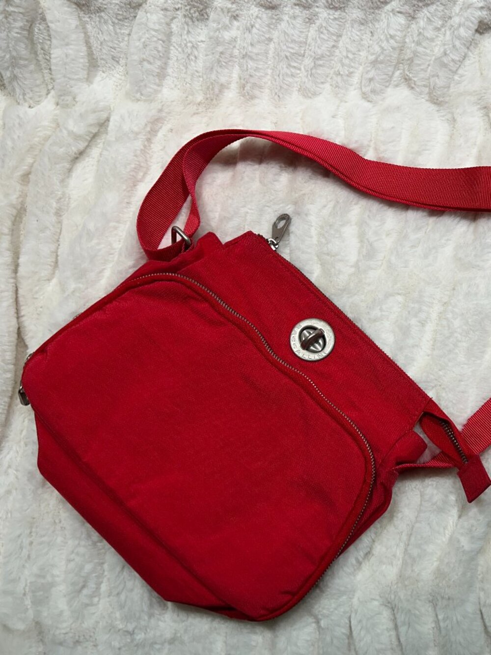 Baggallini Red Nylon Multi-Pocket Crossbody Organizer Travel Bag